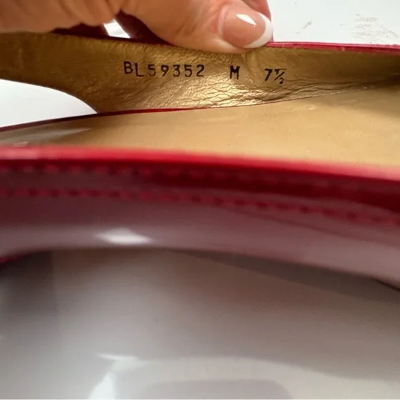 STUART WEITZMAN Chitchat Peep Toe Women’s 7.5 Red Patent Leather Flats - Picture 9 of 10